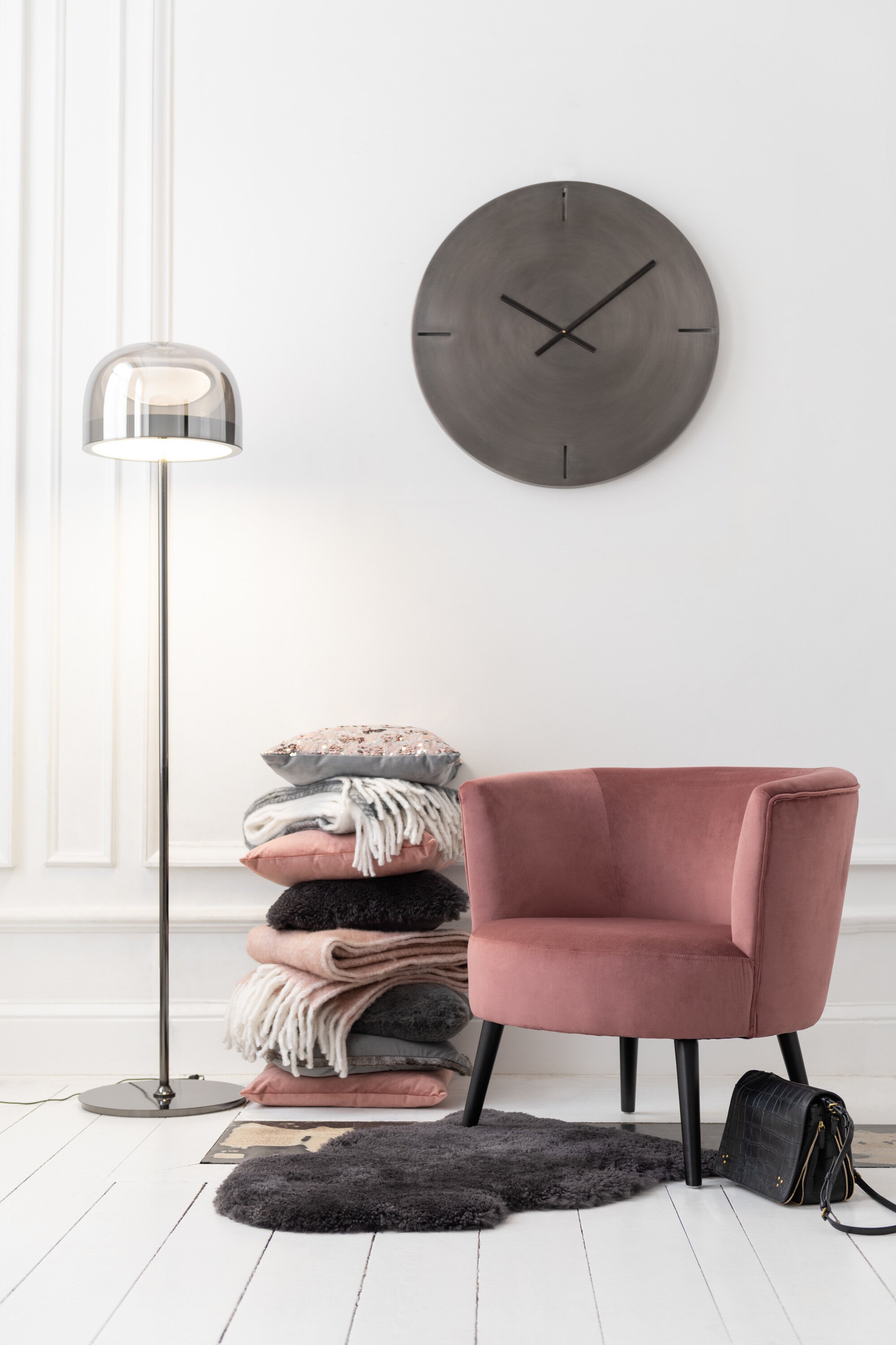 Klok Ronde Metaal Donkergrijs S - J-LINE