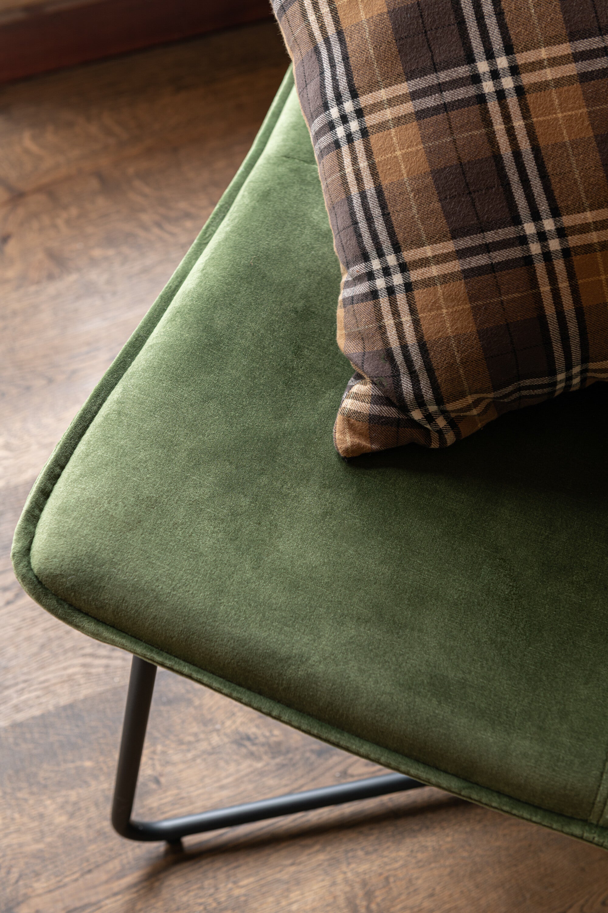Lounge stoel Isabel Metaal/Textiel Groen - J-LINE