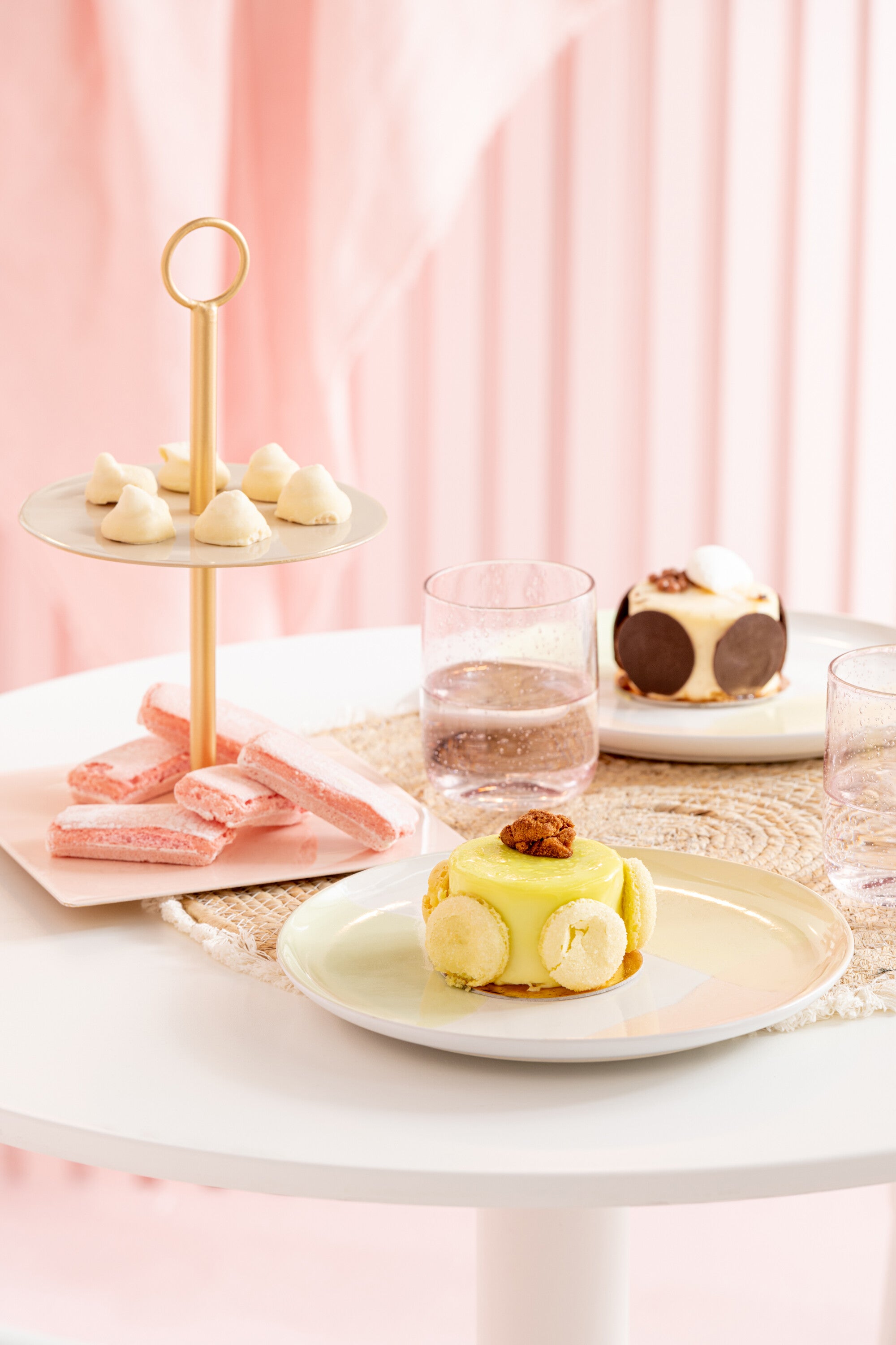 Assiette Dot Porcelaine Mix Grande - J-LINE