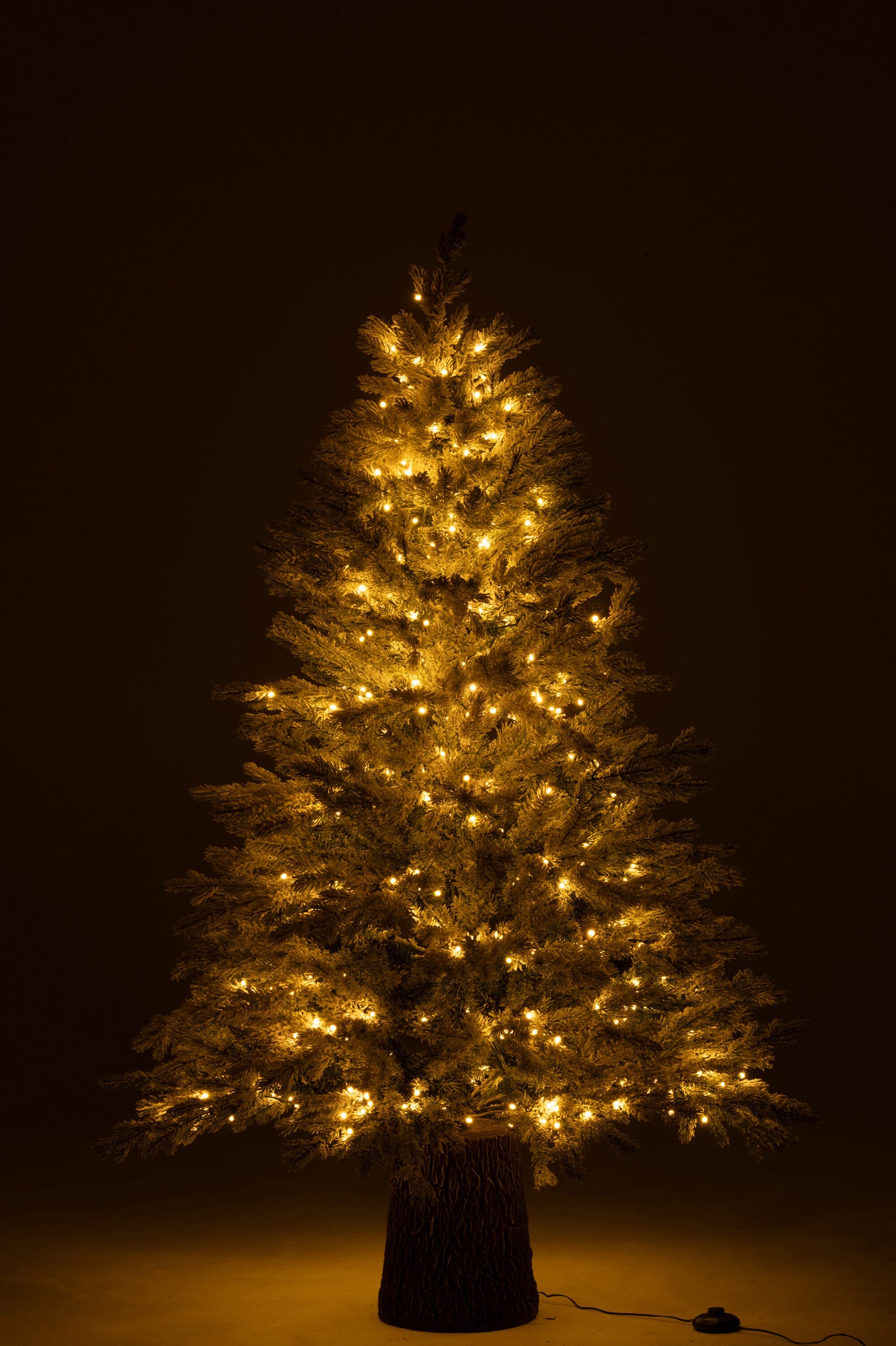 Kerstboom 600 Led Houten Voet Besneeuwd Kunstmatig Donkergroen - J-LINE