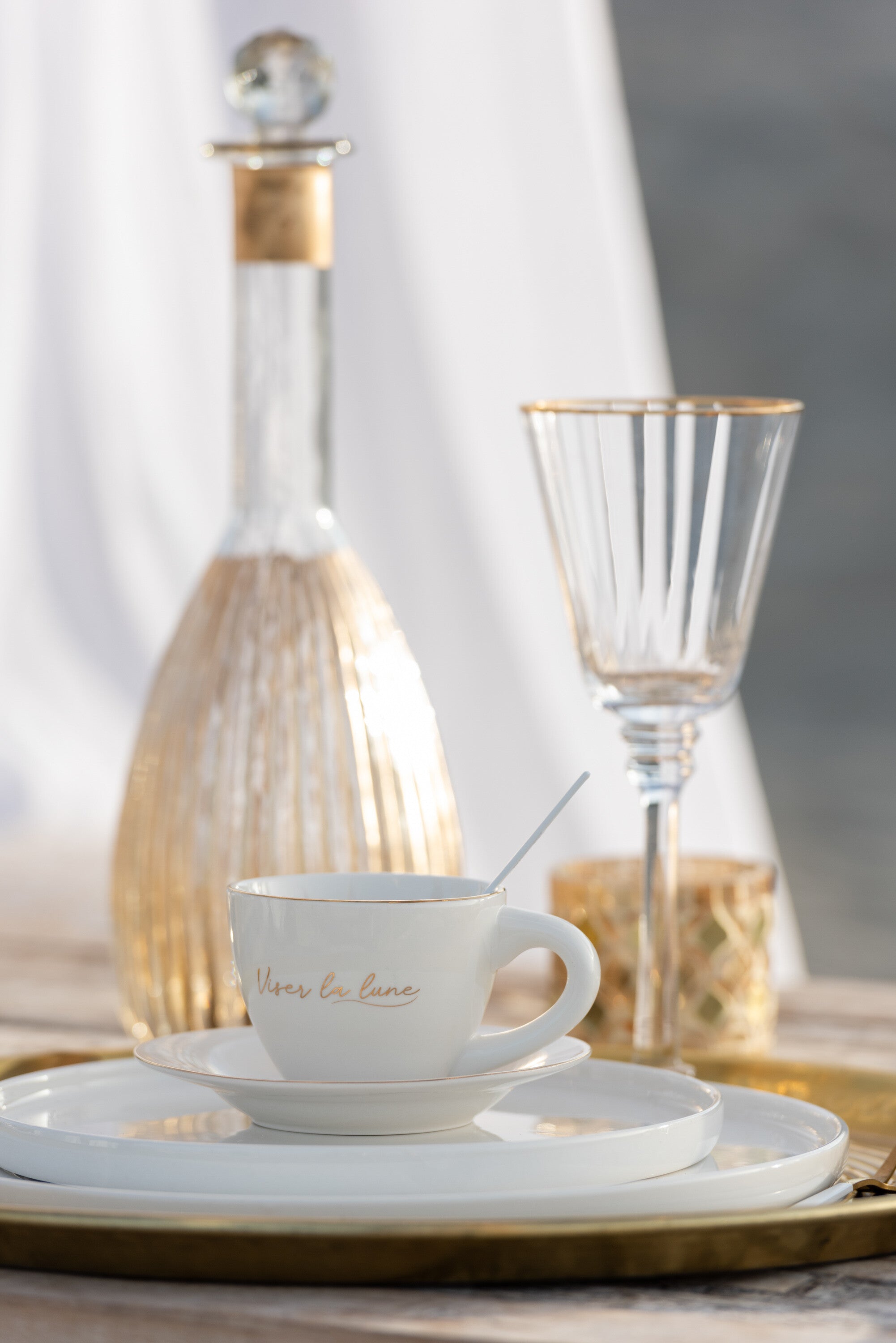 Assiette en porcelaine blanche - J-LINE