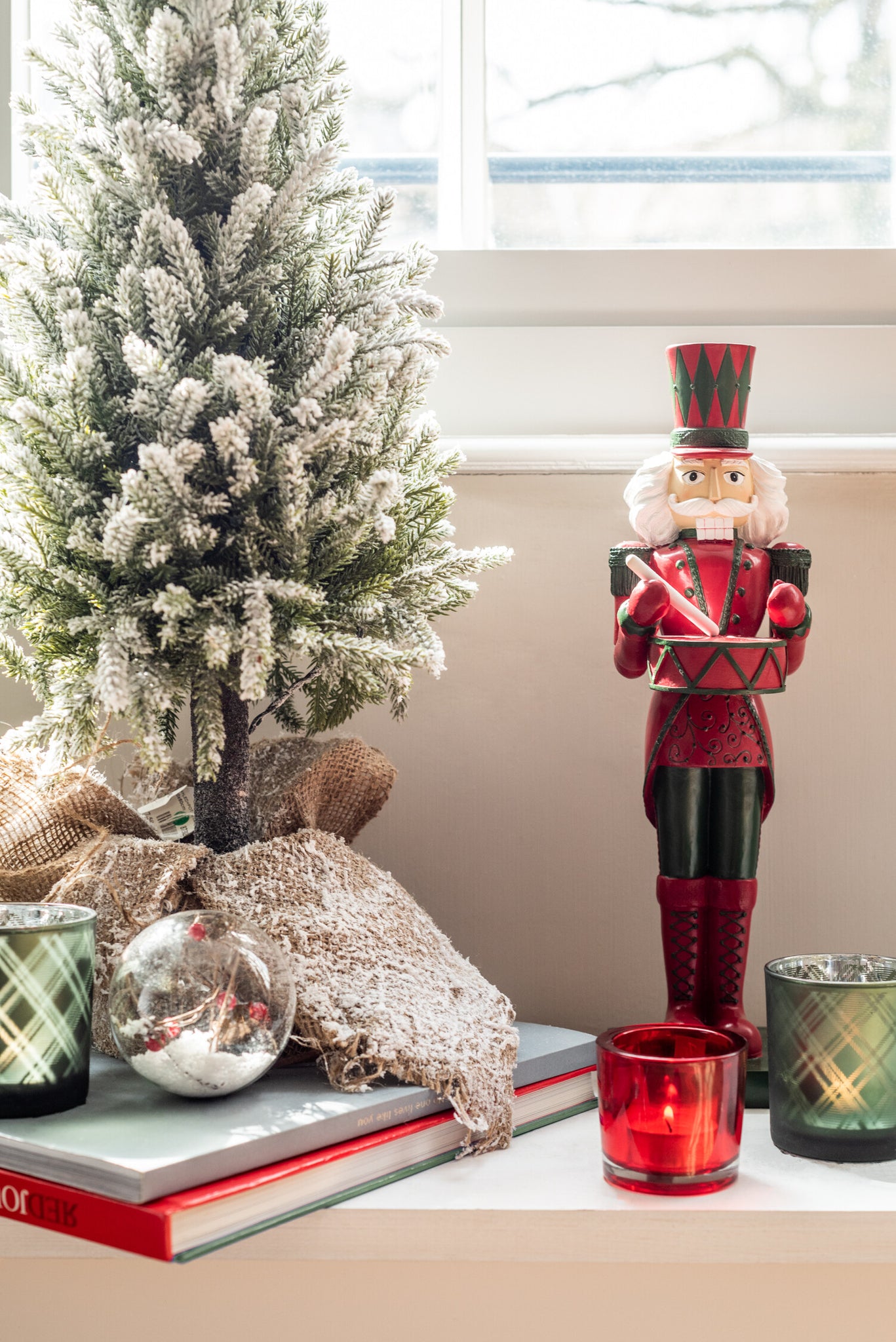 Kerstboom + Led + Pot Jute Plastic Sneeuw Groen M - J-LINE