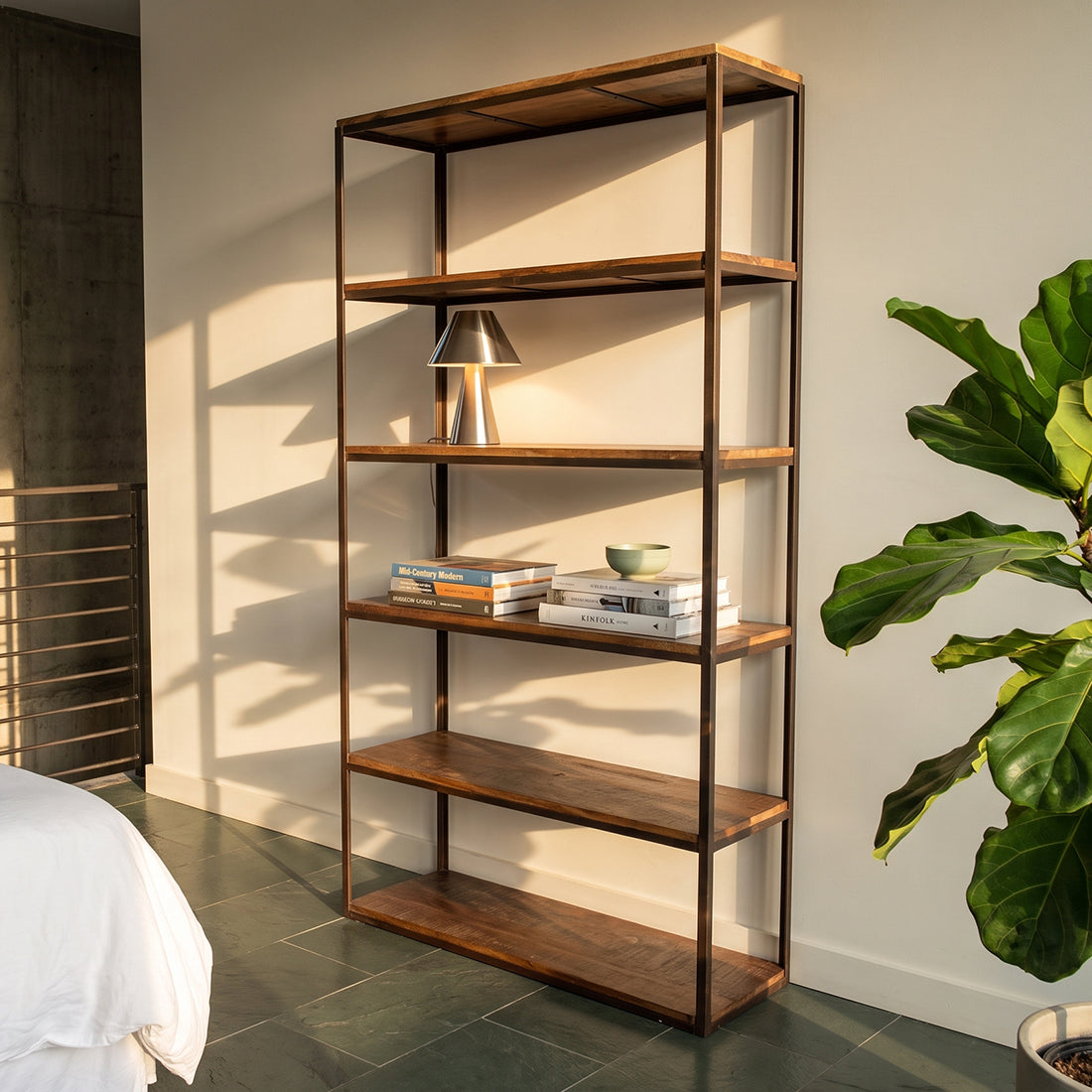 Boekenrek Factory S houten planken - RAW