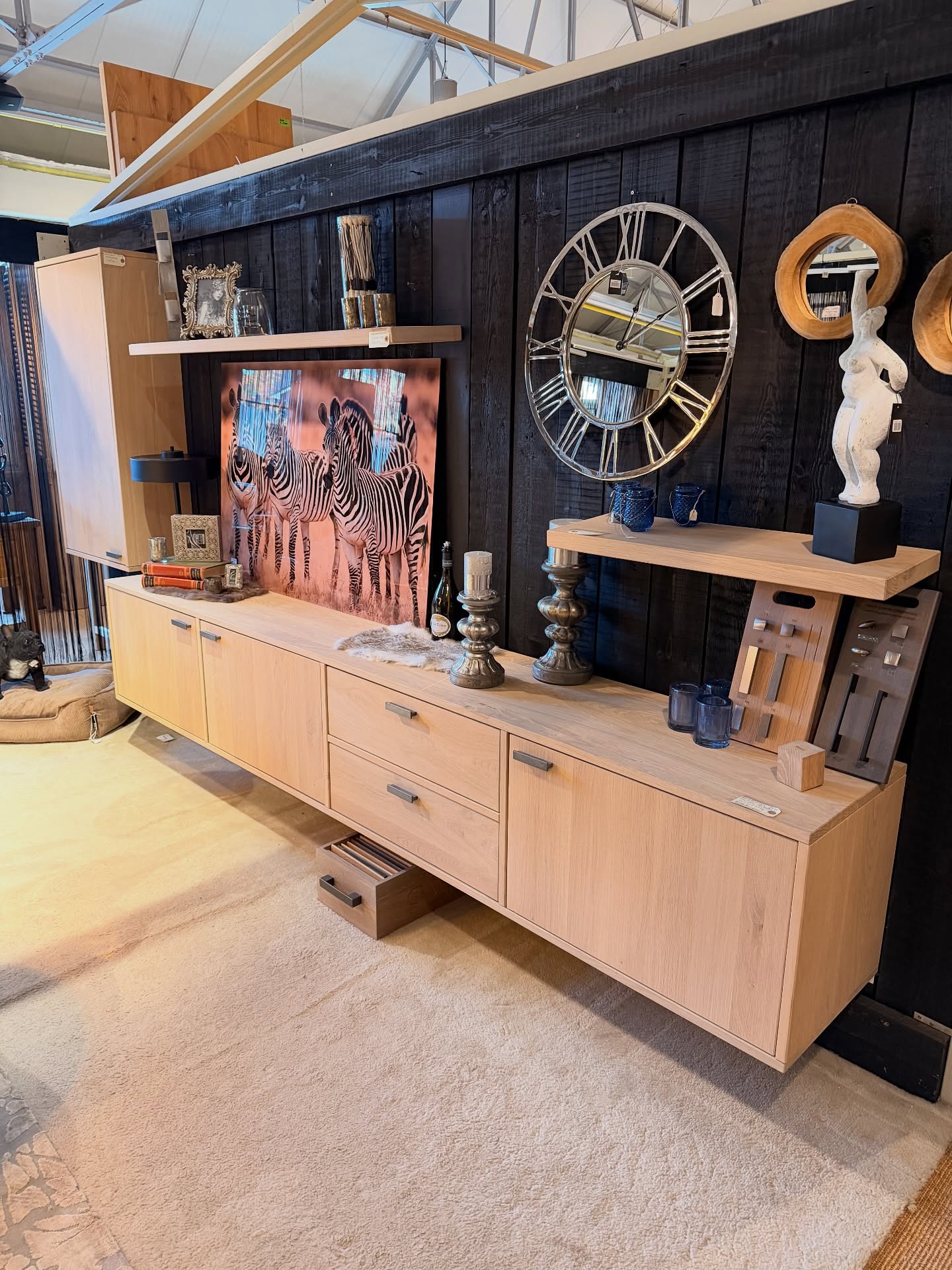 Meuble bar/meuble suspendu BKS – modèle d’exposition – SUPER RÉDUCTION !