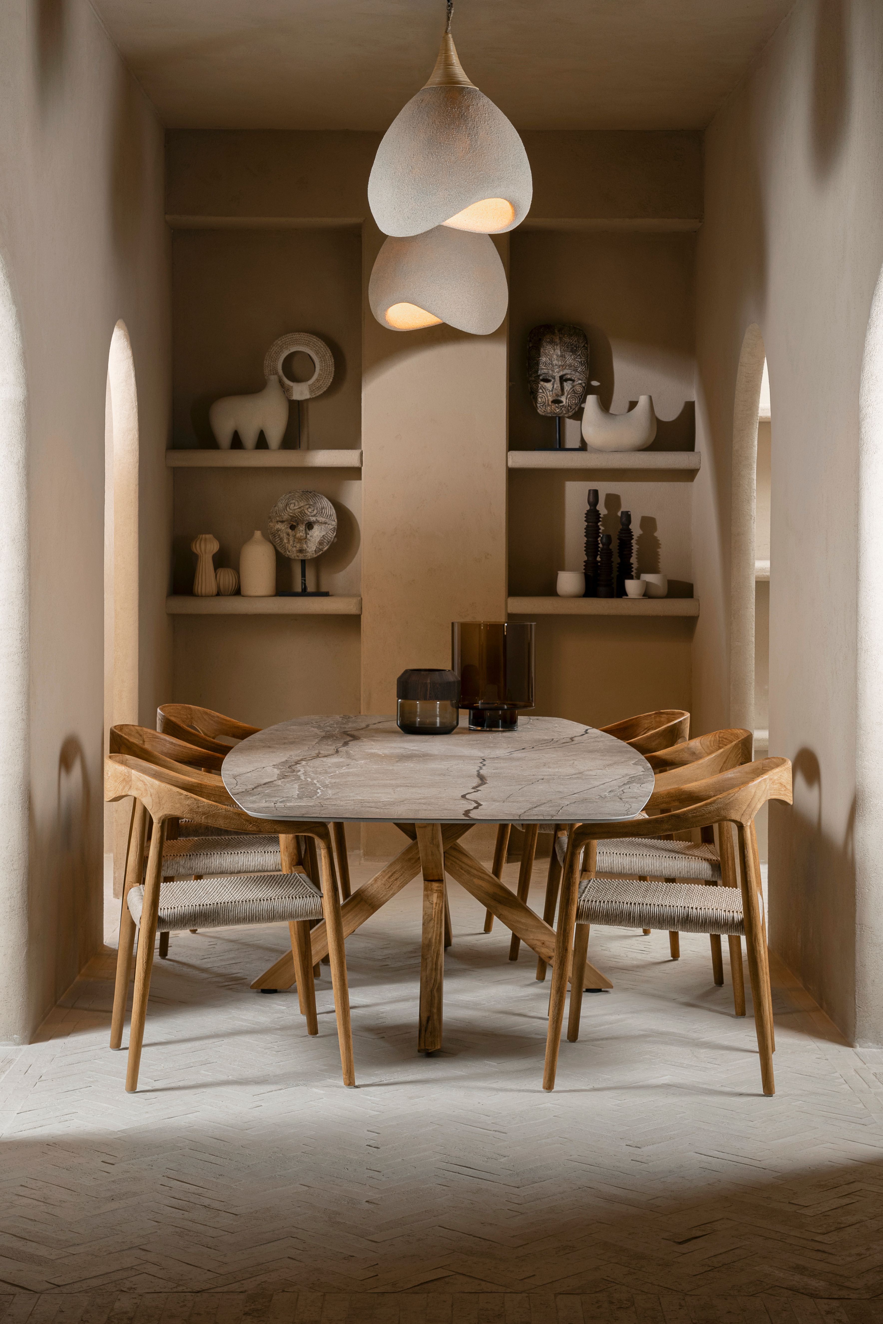 Eettafel keramisch Silver Root, teakhouten poot - PRN