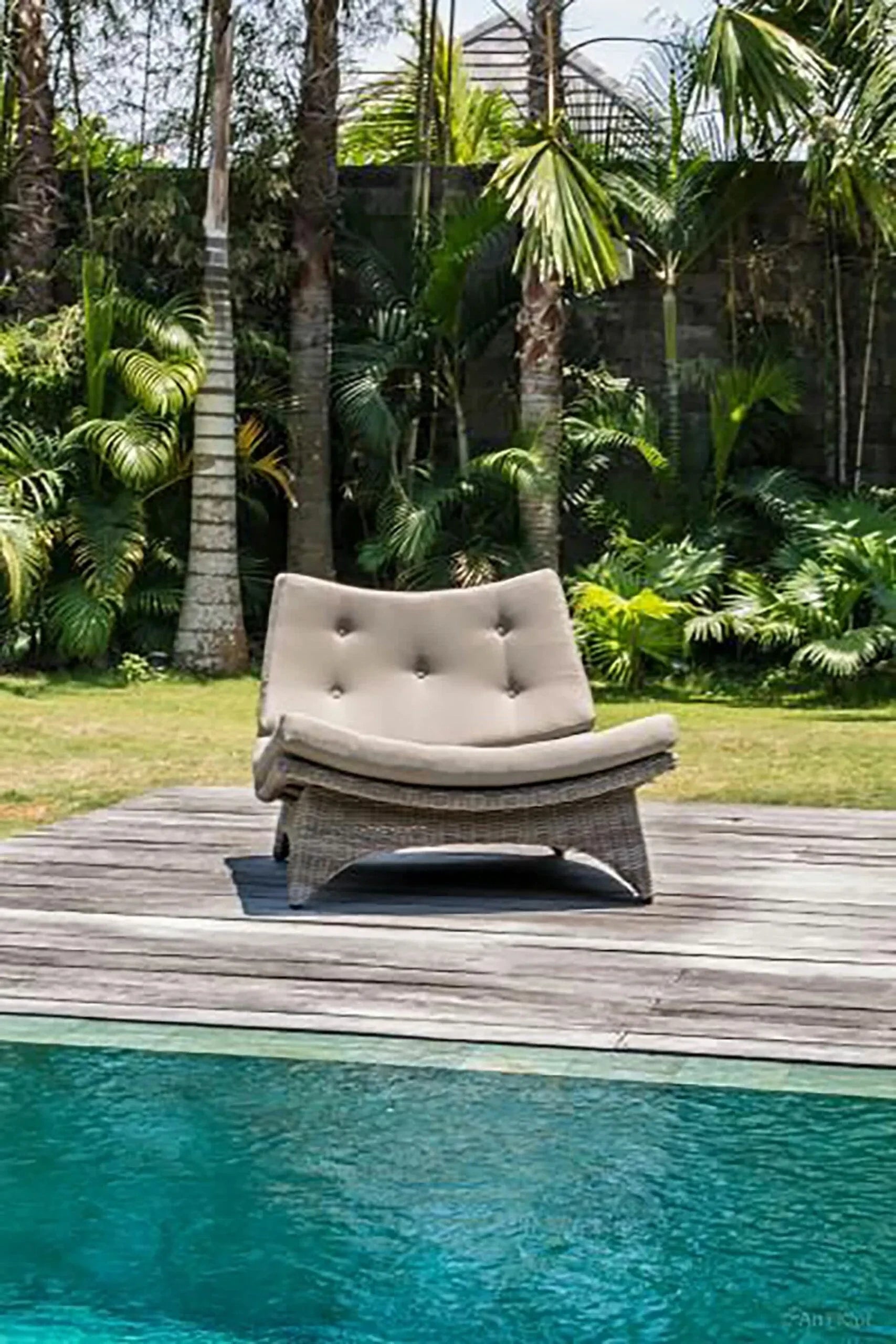 Chaise longue d'extérieur Nevertiti - PRN