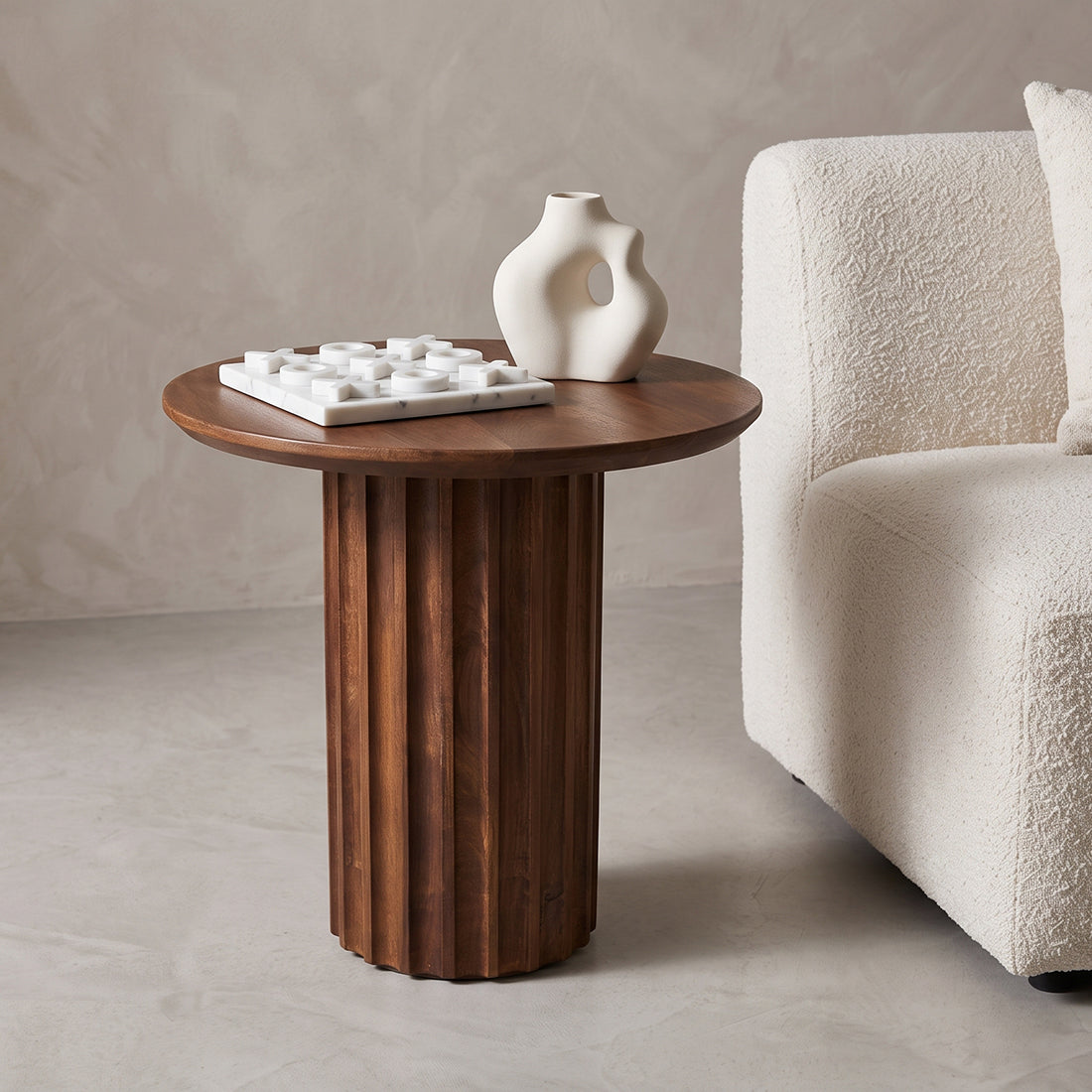 Table d’appoint Bullnose brune