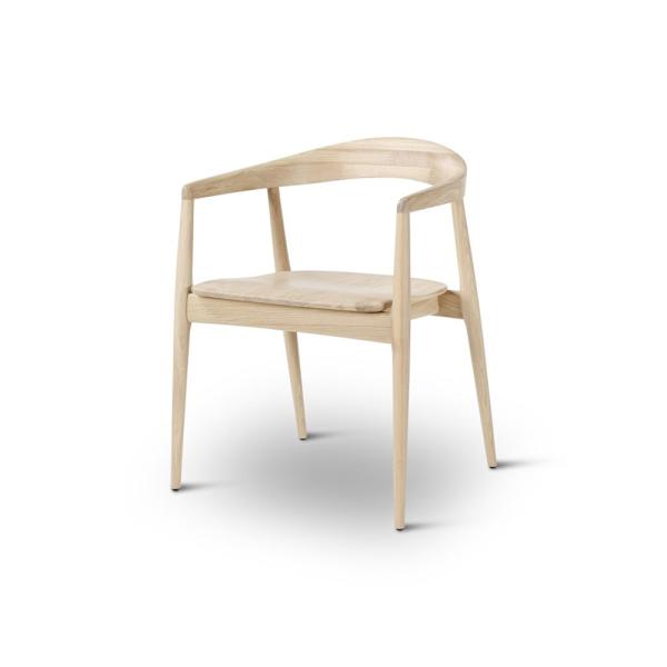 Armstoel Pura - naturel, zwart of walnoot - VDC