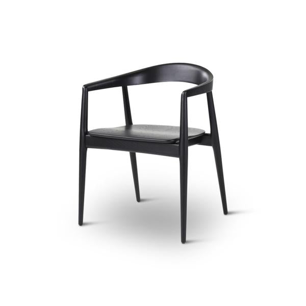 Armstoel Pura - naturel, zwart of walnoot - VDC