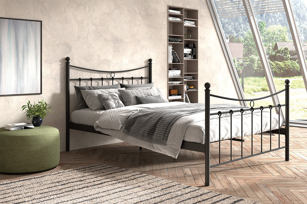 Bed 'Sacha' 140x200 met lattenbodem zwart RS