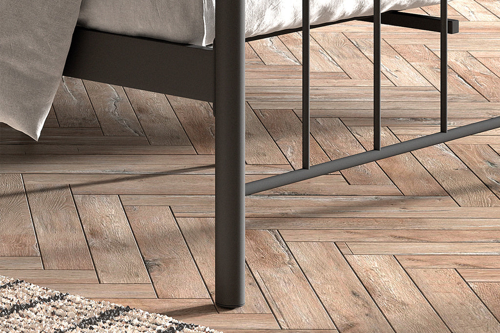 Bed 'Sacha' 140x200 met lattenbodem zwart RS