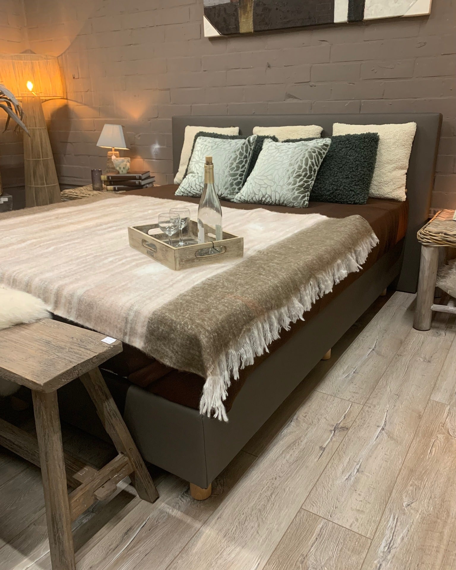 Bed Fiji lederlook VLS