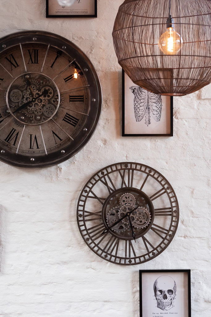 Horloge à mécanisme visible en métal gris antique - J-LINE