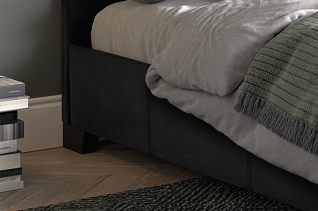 PROMO - Bed 'Roma' 140x200 PU zwart - RS