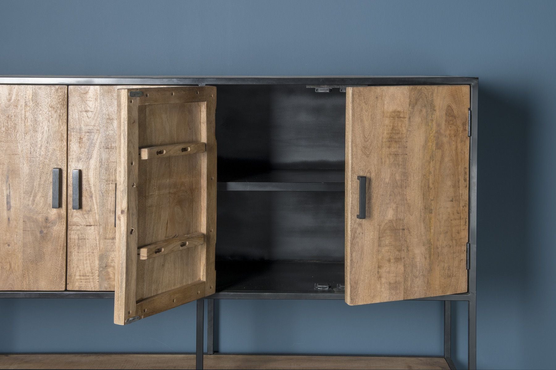 Dressoir Sturdy 4 deuren 160