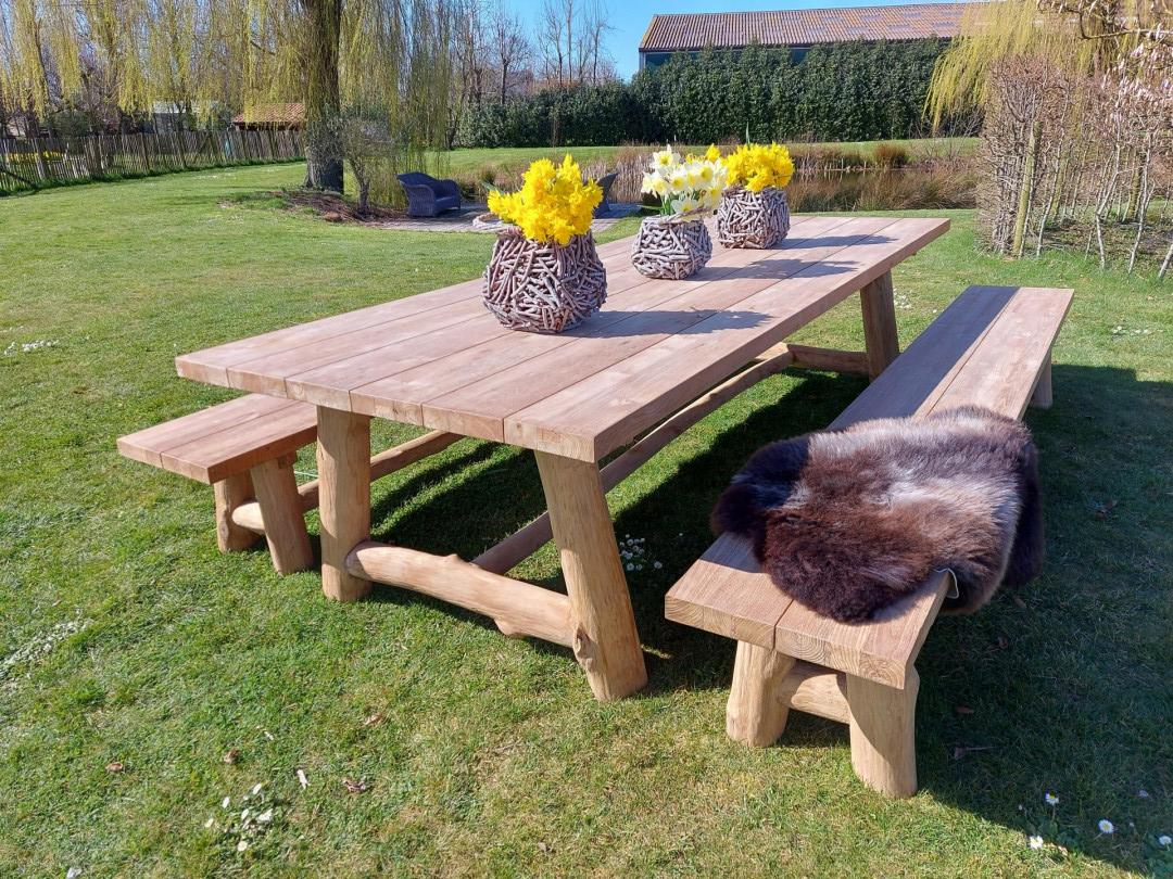 Tafel Dahan outdoor