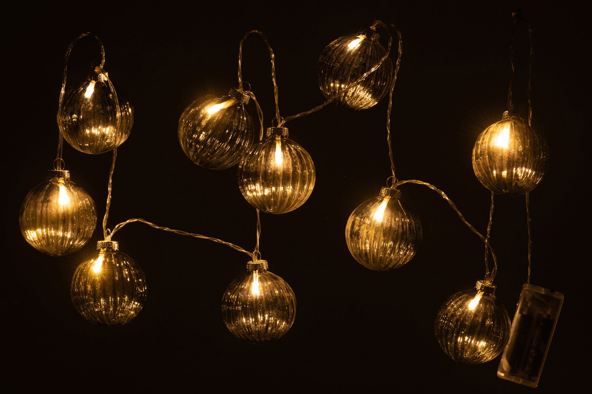 Guirlande 10 ballen + Led glas geribbeld donkergrijs - J-LINE