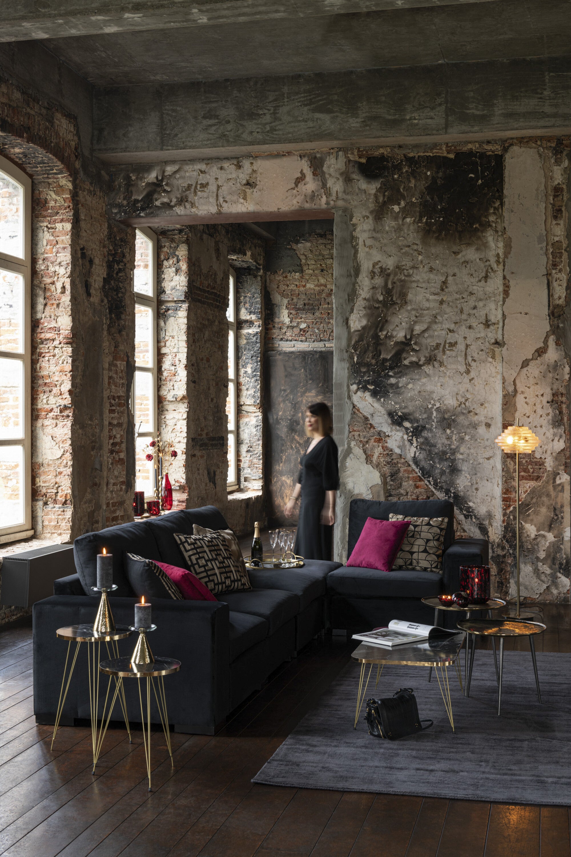 Lampadaire transparent en métal et verre - J-LINE