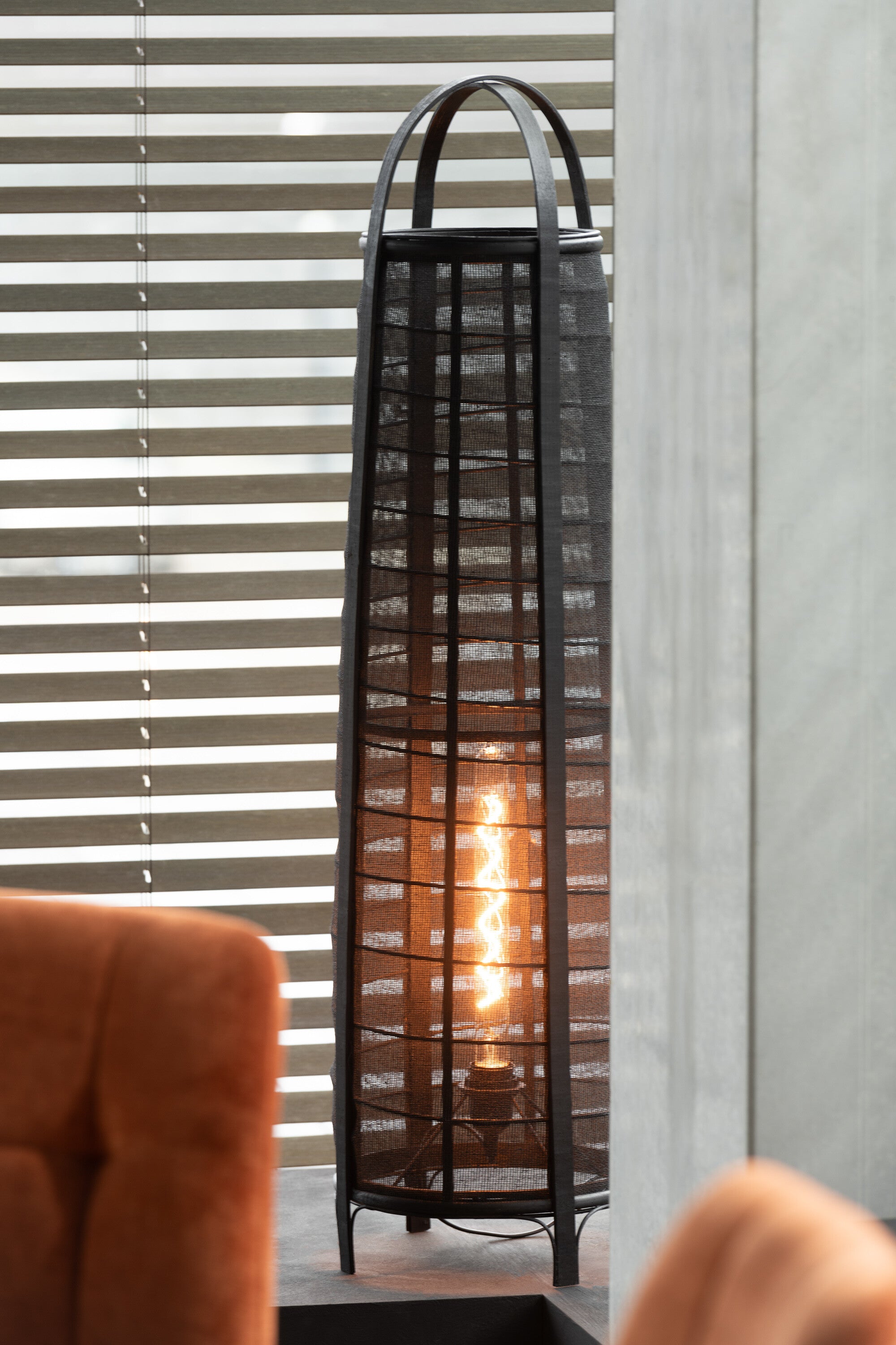 Lampadaire Don en coton et bambou noir - J-LINE