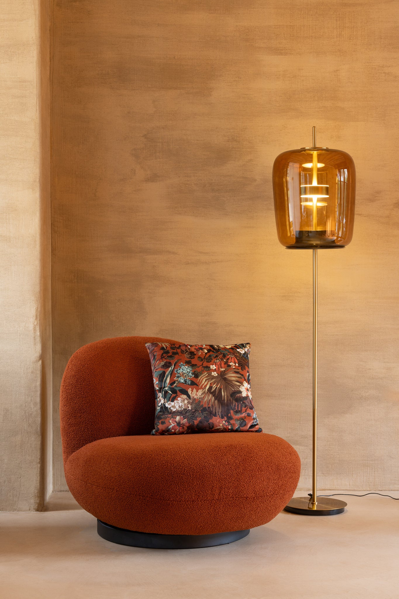Lampadaire LED Verre Marron - J-LINE