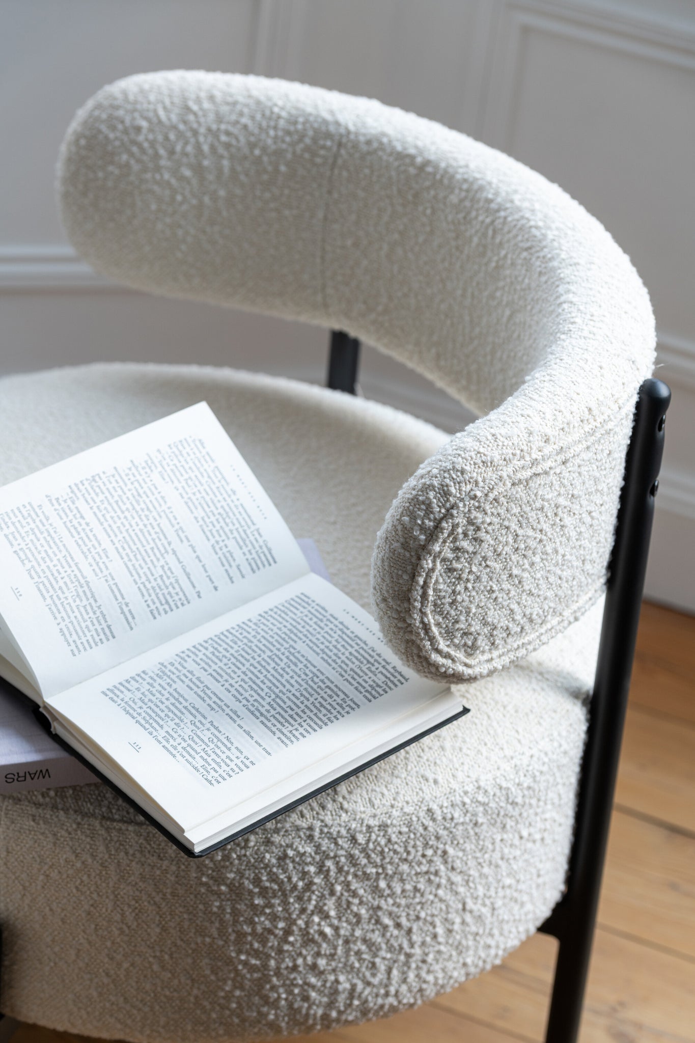 Fauteuil lounge Boucle - J-LINE - ÉPUISÉ