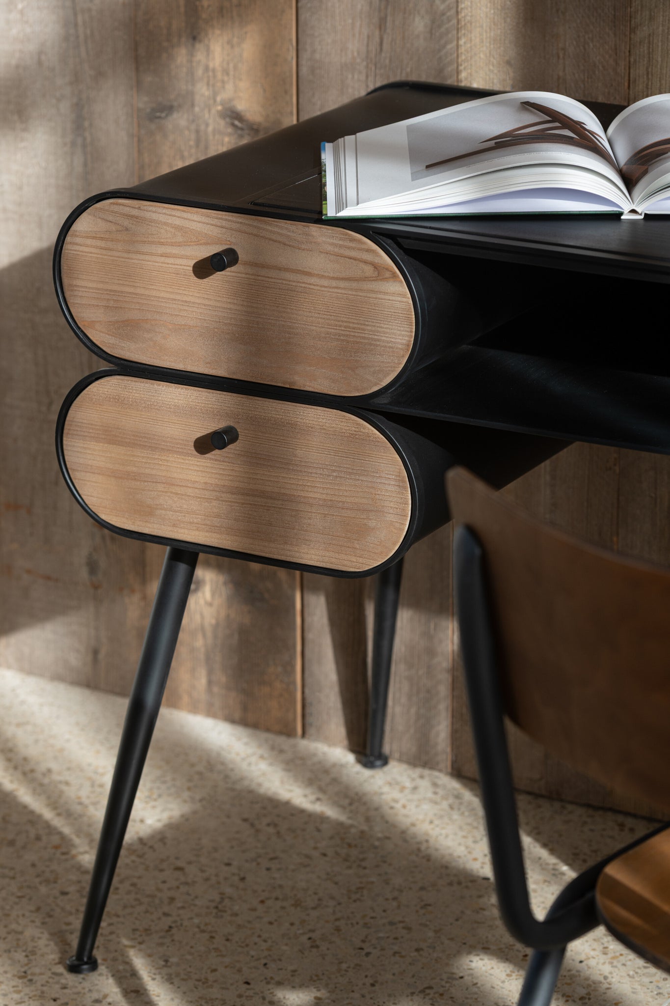 Bureau Hout En Metaal Bureau Sparrenhout Zwart/Licht Beige - J-LINE