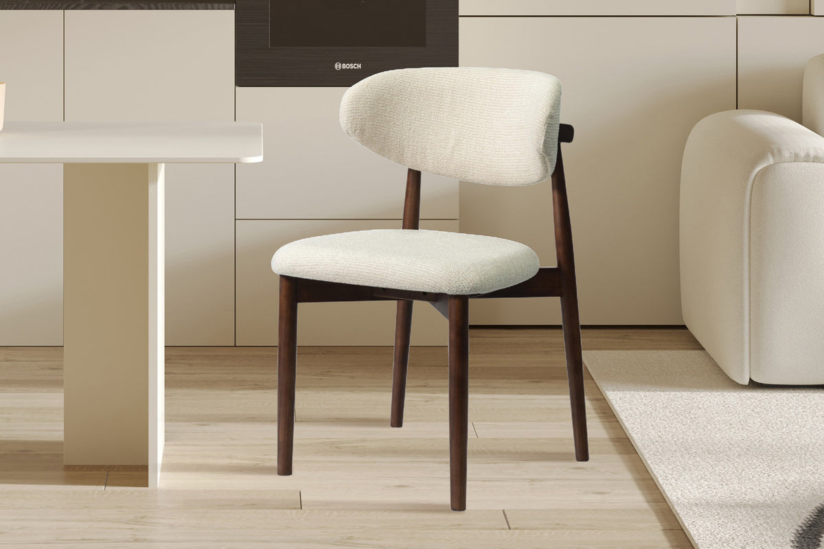 Stoel 'Clara' Essenhout Walnoot Ote Milan 103 Beige - RS