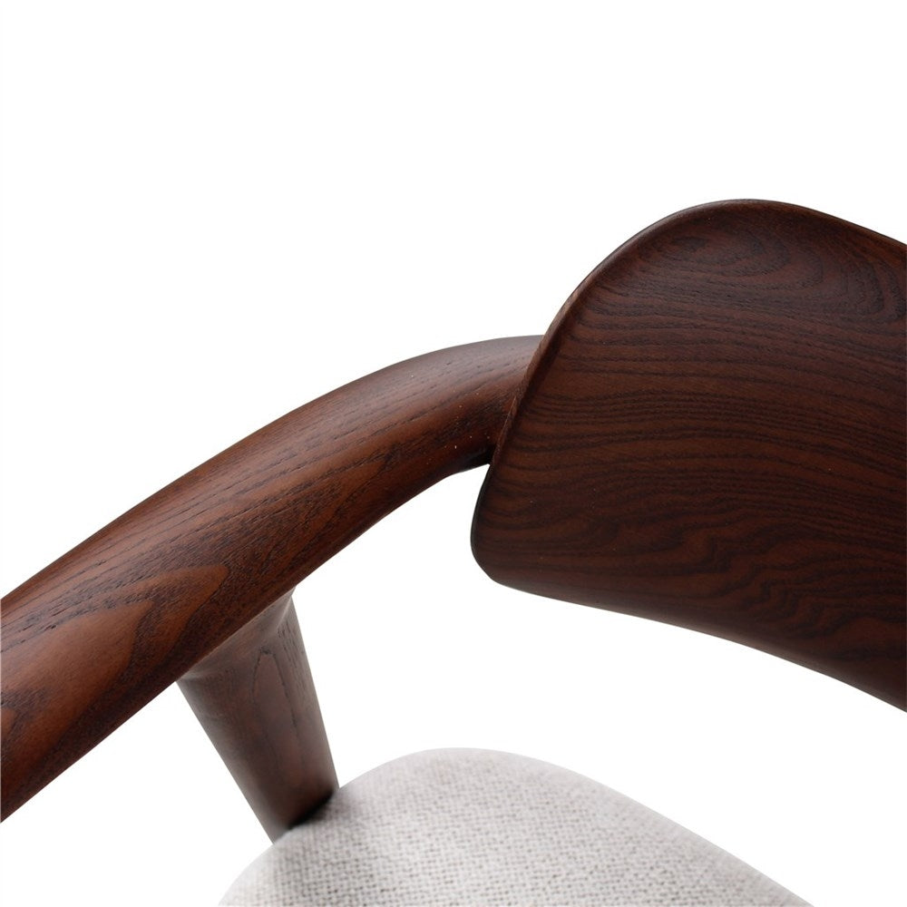 Armstoel James beige, houten poten es walnoot - VDC