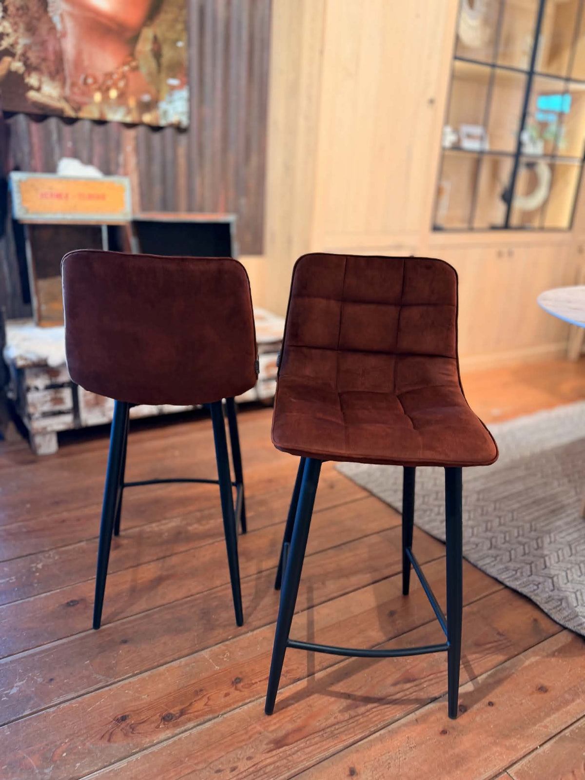 Counterstoel Jari rust - toonzaalmodel aan -50 % - DEZ - DE PRIJS = set van 4