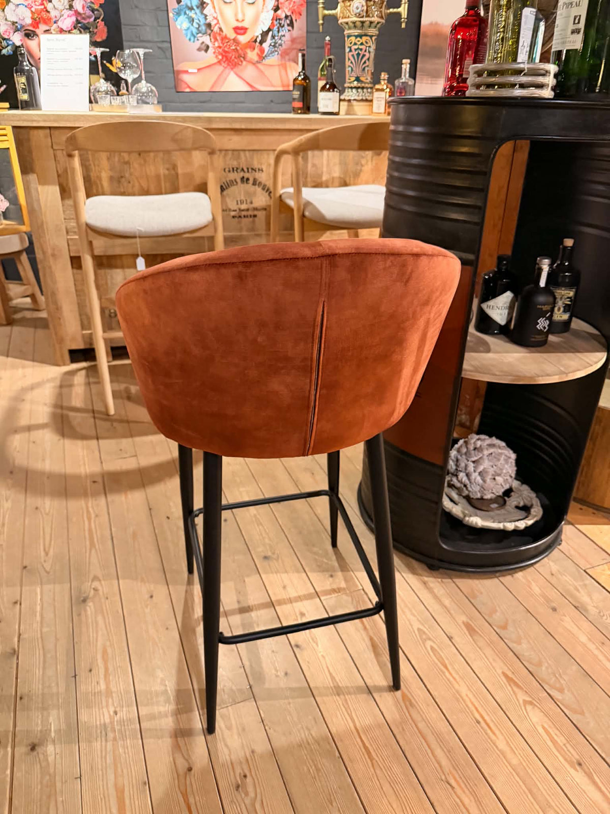 Counterstoel Loulou rust - toonzaalmodel aan -50 % - DEZ