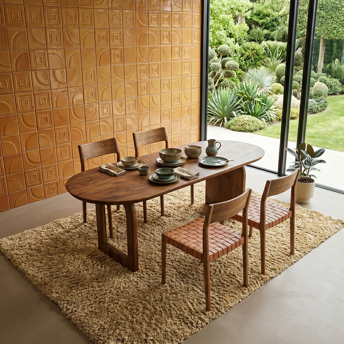 Eettafel met bolle rand - bruin - 200 - mix-onderstel - RAW