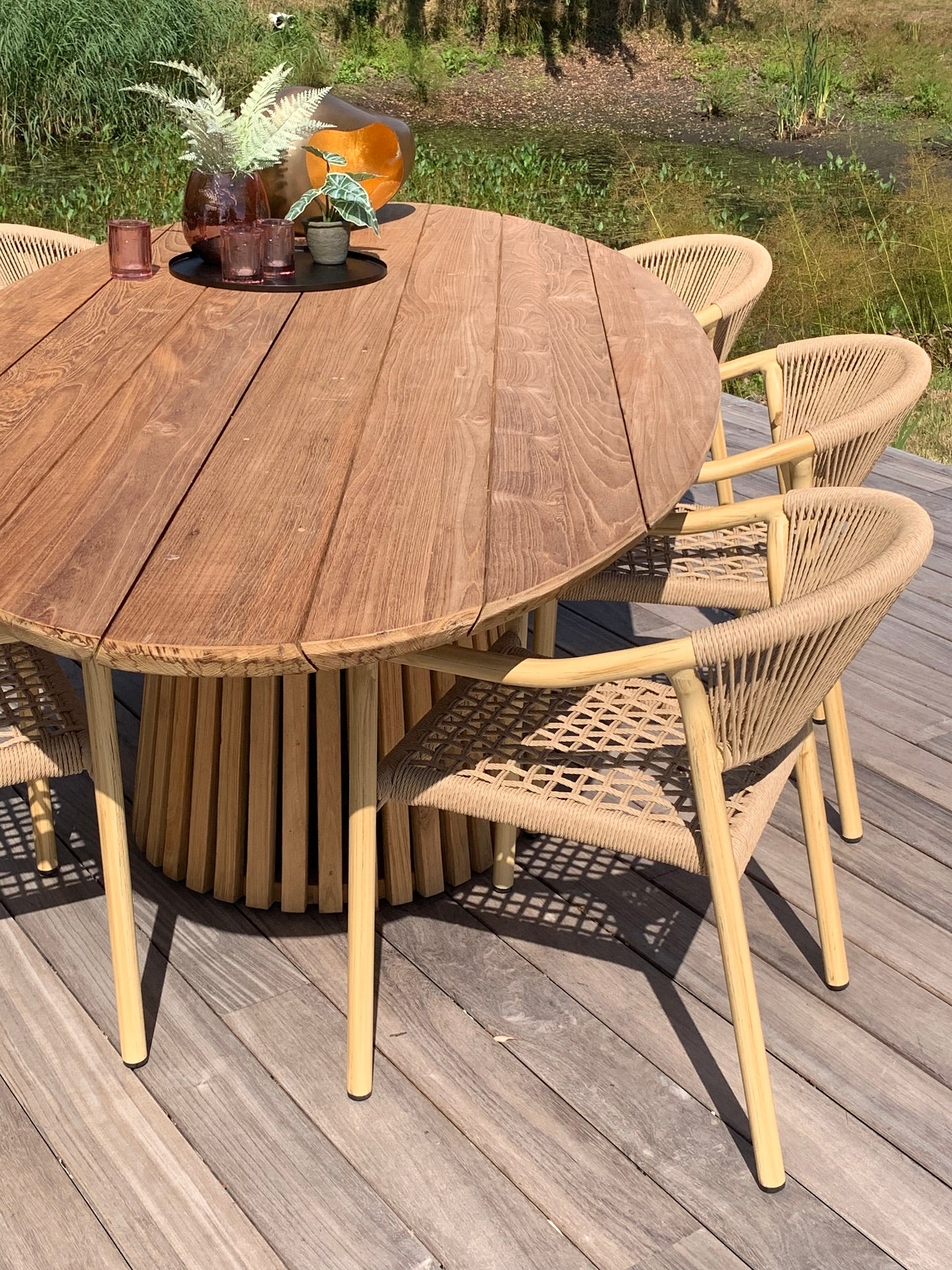 Outdoor tafel teak - handgemaakte poot - PROMOTIE!