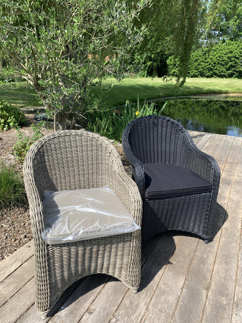 armstoel wicker naturel en zwart